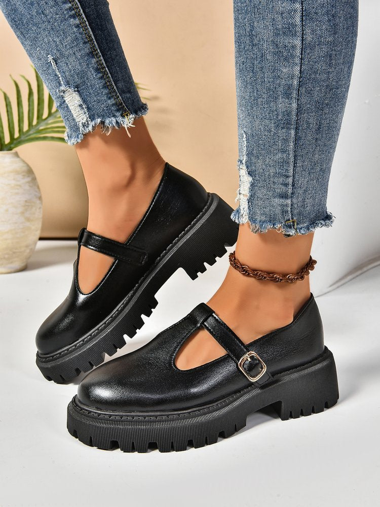 Word Buckle Stylish Casual Shoes Women