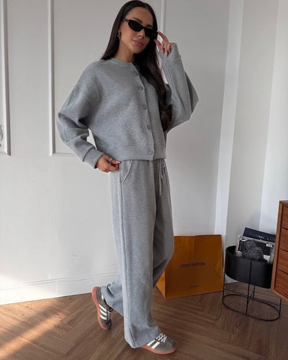 Thin O-neck Short Sweater Suit Women's Casual