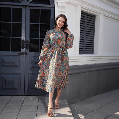 V-neck Smocking Waist-tight Long Printed Dress