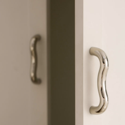 Minimalist Cabinet Handle Titanium Silver Wardrobe Cabinet