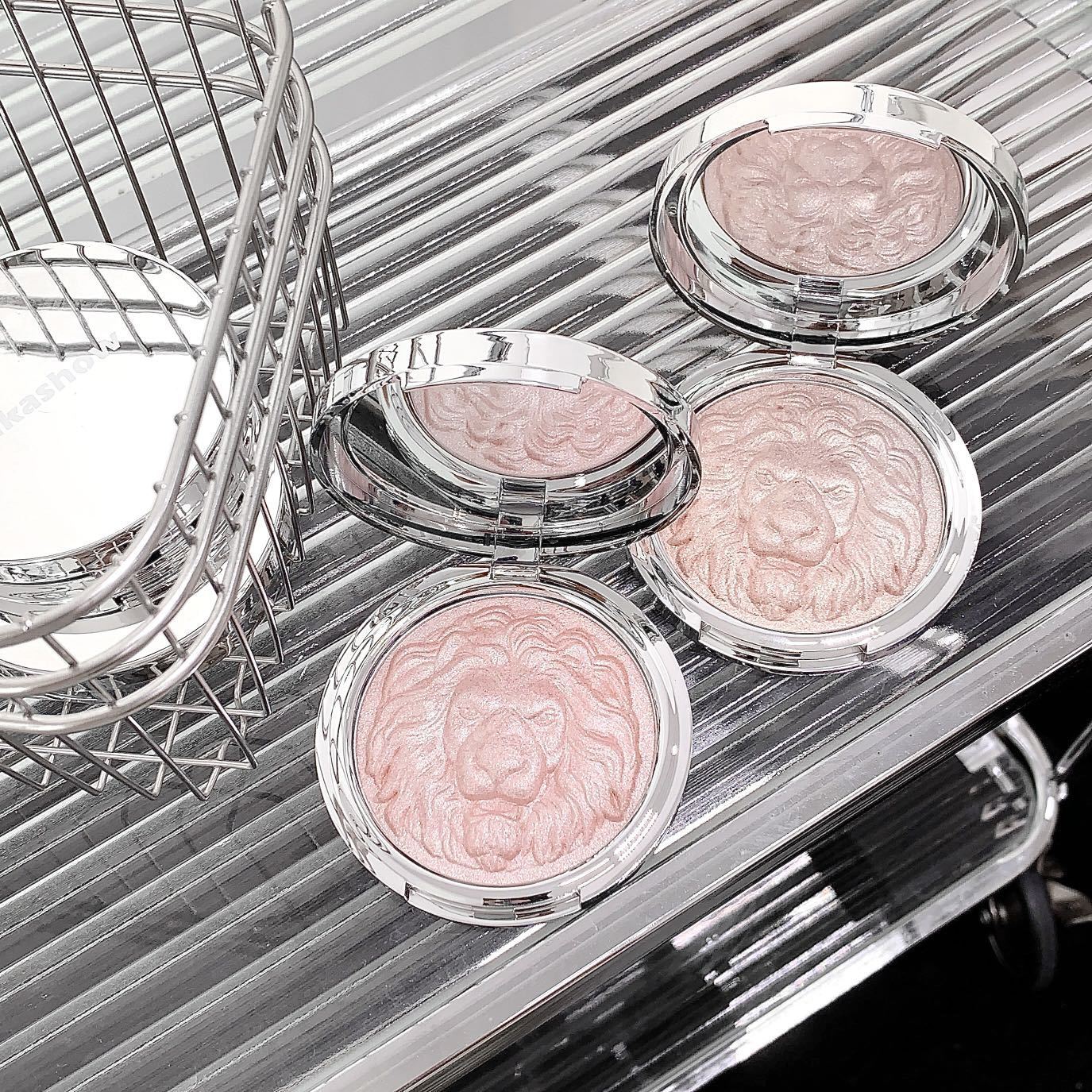 Women's Atmosphere Highlight Beauty Makeup